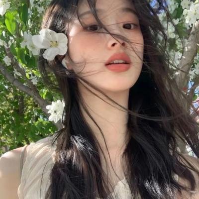 叛世情花 海报