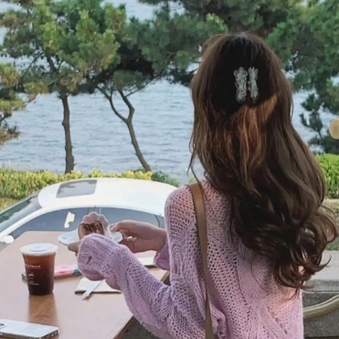 现金与爱情 海报